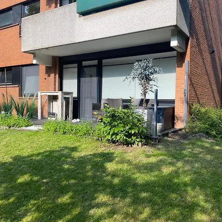 Moderne 2-zimmer-wohnung Mit Garten Apartment