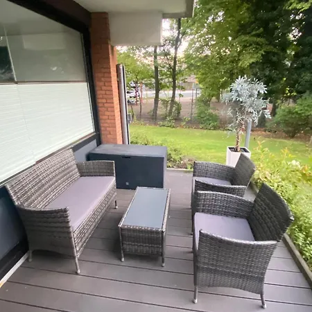 Apartment Moderne 2-zimmer-wohnung Mit Garten